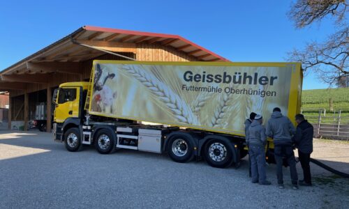 Losegutaufbau mit Hebebühne für die Geissbühler Mühle GmbH